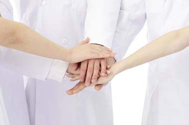 ALGAIA DONATES PROTECTIVE GOWNS TO NURSES AND LOCAL HOSPITAL